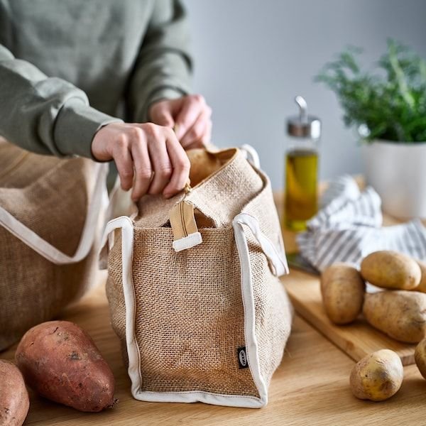 7 Smart Plastic-Free Living Kitchen Swaps You’ll Love