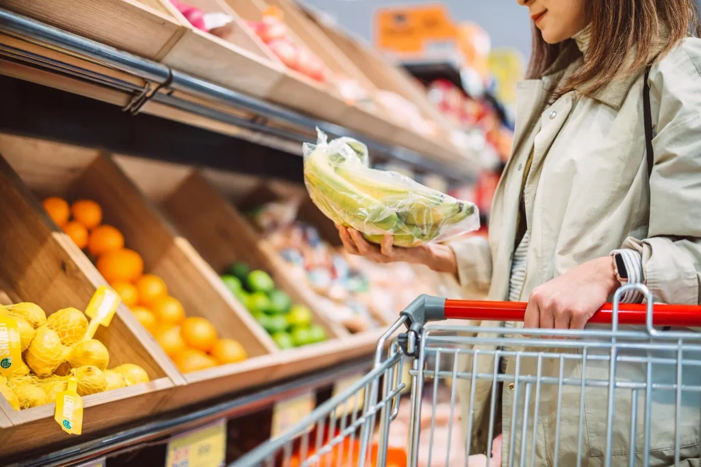 Plastic Free Shopping List: 8 Things to Pack First